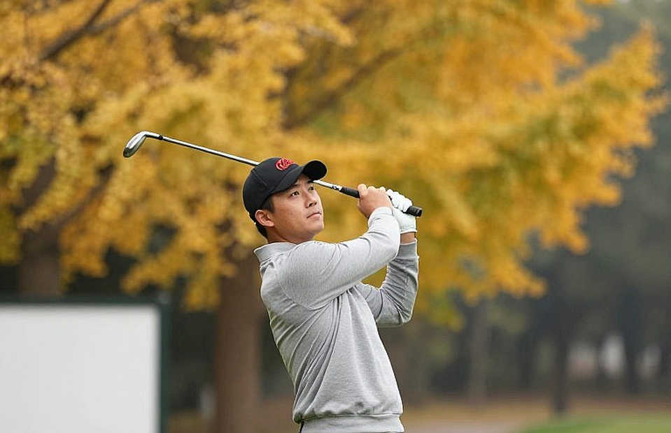 Tom Kim và bài toán kép ở Medinah: Presidents Cup hôm nay, nghĩa vụ quân sự ngày mai